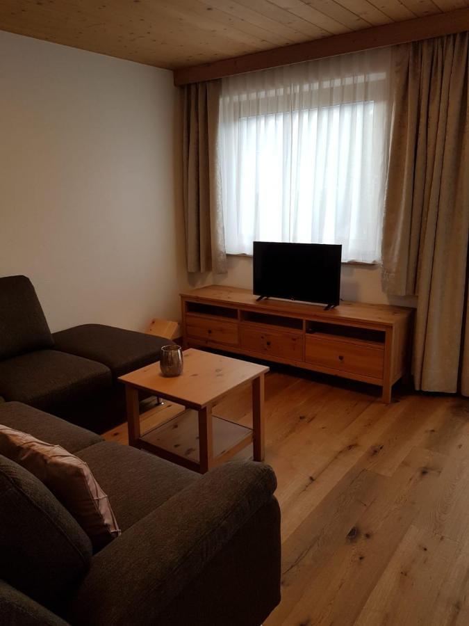 Apartment Huter Jerzens Eksteriør bilde