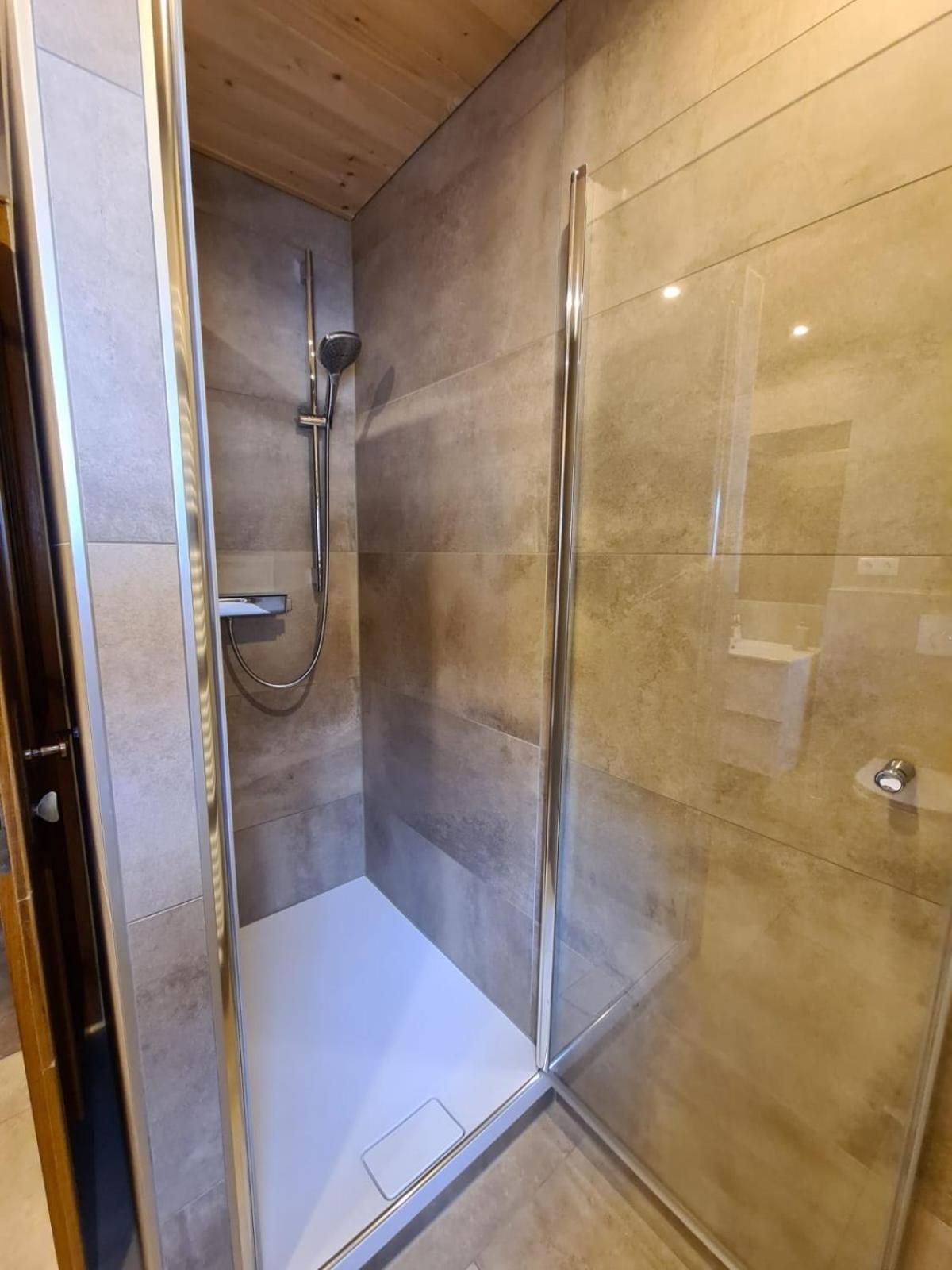 Apartment Huter Jerzens Eksteriør bilde